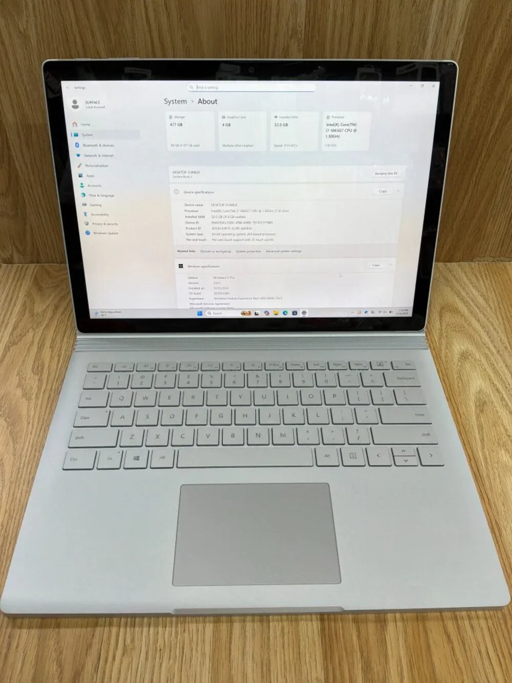 Microsoft Surface Book 3 15” i7 32GB 512GB SSD GTX GPU Win11 Pro
